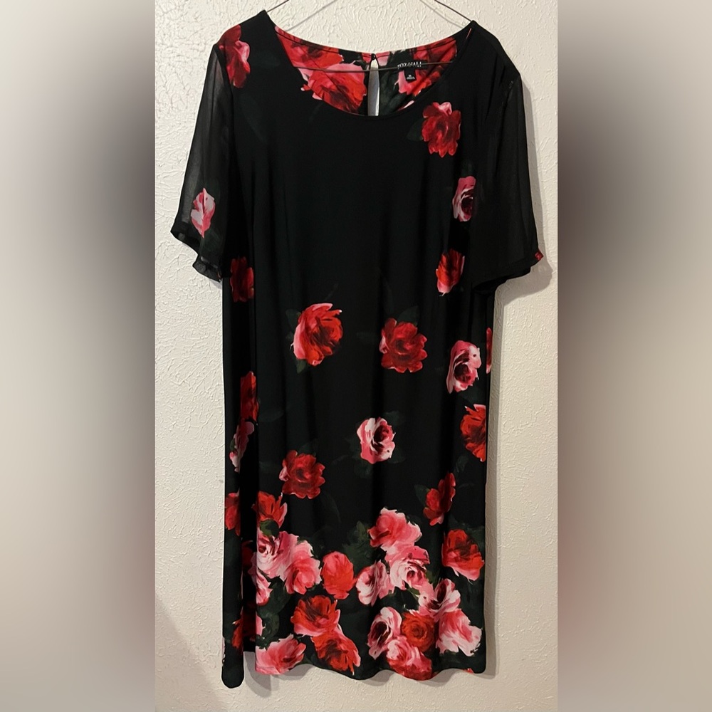 Roz and Ali Sz XL Black Dress & Floral Pattern